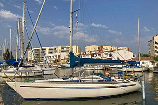 Una ruta en velero de 3 horas para 2 en Velero en Roses (Girona)