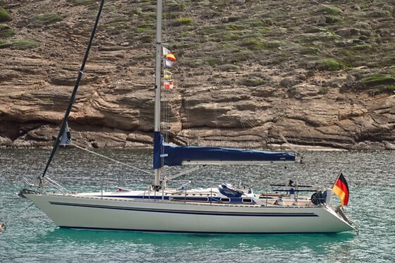 Una ruta en velero de 3 horas para 2 en Velero en Roses (Girona)