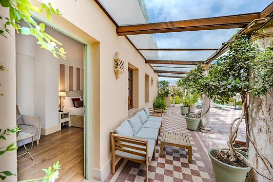 Una noche con desayuno para 2 en Casa Romana Hotel Boutique**** en Sevilla