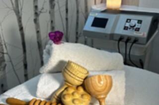 Un tratamiento facial "light  and facial vitality" para 1 en Clinic Velázquez 120 en Madrid