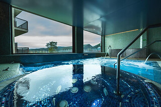 Una noche con desayuno y experiencia bienestar para 2 en Hotel Mas Solá**** en Santa Coloma de Farners (Girona)
