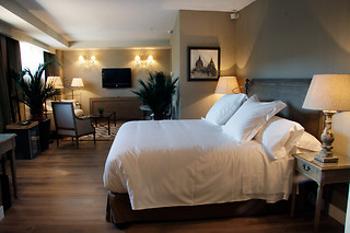 Una noche en suite con desayuno para 2 en Grand Hotel Don Gregorio***** Salamanca