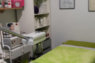 Un tratamiento facial con vitamina C para 1 en Terapias Tere y Estética en Sant Boi de Llobregat (Barcelona)