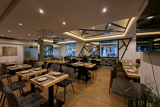 Una comida o una cena gourmet para 2 en Puerto Noble - Barrio de Salamanca en Madrid