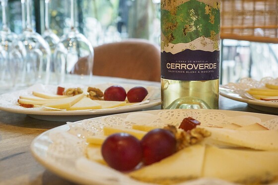 Una actividad Art & Wine para 2 en Art Wine by H e