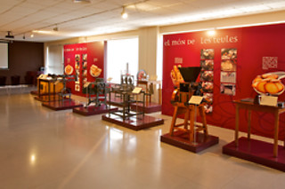 Una visita al Museo de la Galleta y degustación para 4 en Fábrica de Galletas Trias en Santa Coloma de Farners (Girona)