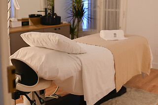 Un diseño de cejas con depilación y tinte para 1 Elisabeth Casablanca Wellness Boutique en Zaragoza