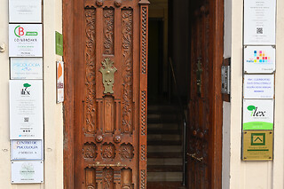 Un diseño de cejas con depilación y tinte para 1 Elisabeth Casablanca Wellness Boutique en Zaragoza
