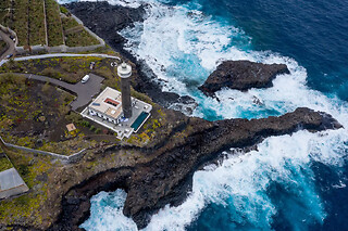 Una noche en suite con cena para 2 en Faro Punta Cumplida en Barlovento (Santa Cruz de Tenerife)