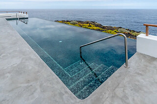 Una noche en suite con cena para 2 en Faro Punta Cumplida en Barlovento (Santa Cruz de Tenerife)