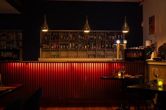 Un menú degustación y espectáculo flamenco para 2 en Restaurante Vino Mío en Málaga
