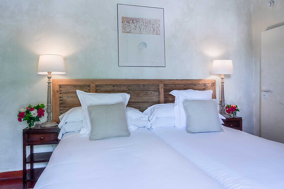 Una noche con desayuno y cena para 2 en Hotel Molino del Arco**** en Ronda (Málaga)