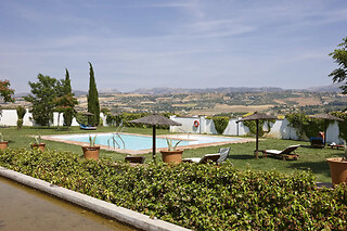 Una noche con desayuno y cena para 2 en Hotel Molino del Arco**** en Ronda (Málaga)