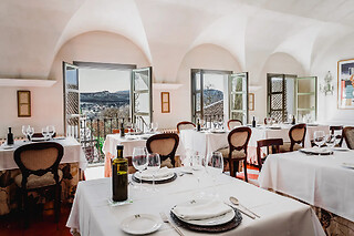 Una noche con desayuno y cena para 2 en Hotel Molino del Arco**** en Ronda (Málaga)