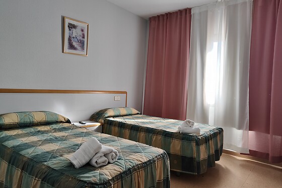HOSTAL VENTA DEL BARRO - photo 5