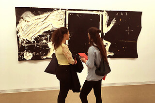 Dos entradas al Museu Tapies para 2 con Travels Crack en Barcelona