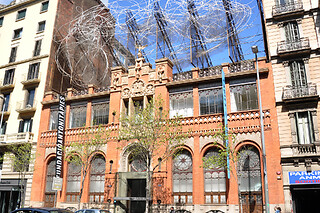 Dos entradas al Museu Tapies para 2 con Travels Crack en Barcelona