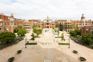 Dos entradas al Museu Tapies para 2 con Travels Crack en Barcelona