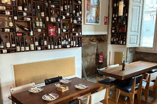 Una comida a una cena gourmet para 2 en Café de Altamira en Santiago de Compostela (A Coruña)