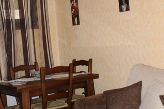 Una noche en apartamento con bañera hidromasaje y desayuno para 2 en Esencias de la Alcarria en Hueva (Guadalajara)