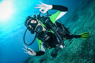 Un curso de buceo para 2 en Bluewater Menorca en Menorca