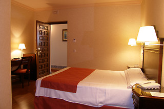 Dos noches para 3 en Hotel Santo Domingo de Silos*** en Santo Domingo de Silos (Burgos)