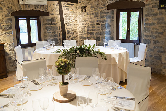 Restaurante Arcos de Quejana en Quejana Ayala (Álava)