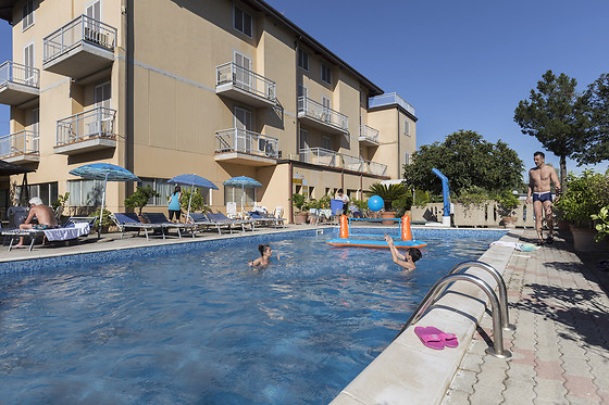 Hotel La Darsena - photo 9