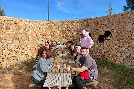 Una Experiencia Apiturismo VIP para 2 en Miel Montgó en Jávea (Alicante)