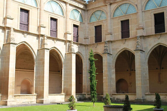 Una noche con desayuno para 2 en Hostería San Millán en San Millán de la Cogolla (La Rioja)