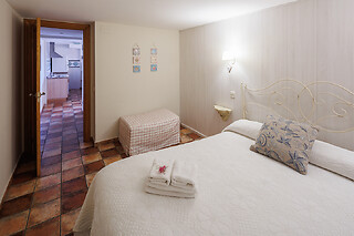Una noche en apartamento I para 3 en Casa rural El Olmo en El Rasillo de Cameros (La Rioja)