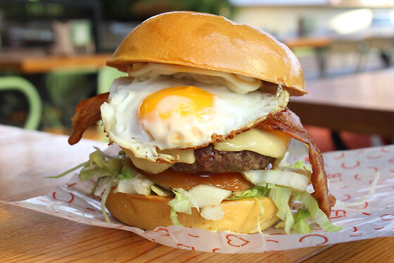 Una comida o una cena para 2 en La Burguesa - Fleming en Barcelona