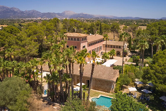 Una noche con desayuno para 2 en Virrey Finca Hotel**** en Mallorca (Islas Baleares)