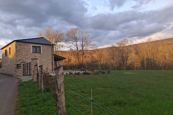 Una noche con desayuno para 2 en Casa Os Prados da Albela en Triacastela (Lugo)