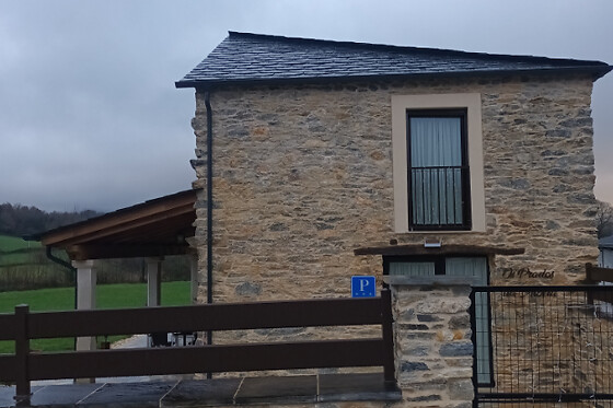 Una noche con desayuno para 2 en Casa Os Prados da Albela en Triacastela (Lugo)