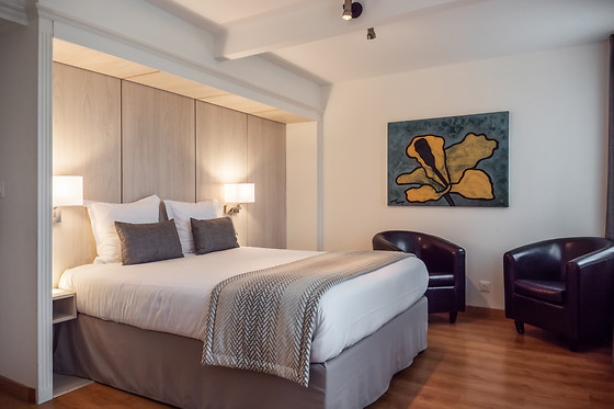 Hôtel Le Quai Fleuri - photo 1