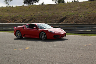 2 vueltas conduciendo un Ferrari F430 (490cv) para 1 en Circuito de Campillos en Campillos (Málaga)