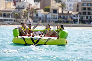 Una experiencia acuática Sofá para 5 en Deportes Náuticos Carlos Serrano en Benidorm (Alicante)