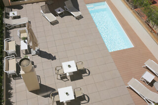 Una noche en habitación premium con desayuno para 2 en Hotel Intelier Rosa Castellón**** en Castellón de la Plana (Castellón)