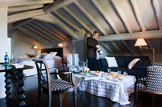 Una noche con desayuno para 2 en Hotel Valdepalacios***** GL en Torrico (Toledo)