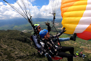Un vuelo en paramotor para 2 en Volar Andalucía en Ronda (Málaga)