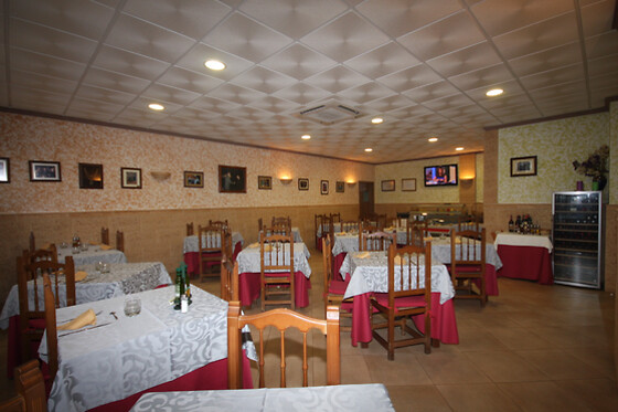 HOTEL EL PUENTE - photo 9