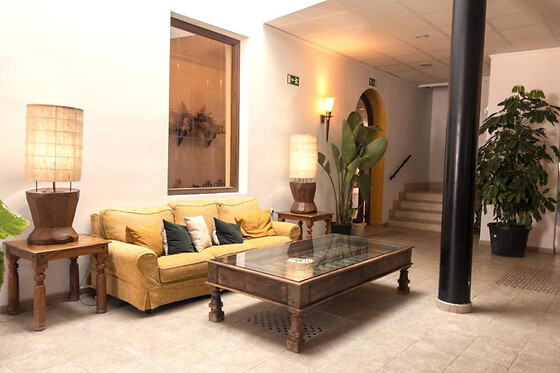 Una noche en habitación deluxe para 2 en Hotel Museo Lucainena** en Lucainena de las Torres (Almería)