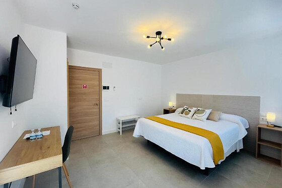 Una noche en habitación deluxe para 2 en Hotel Museo Lucainena** en Lucainena de las Torres (Almería)