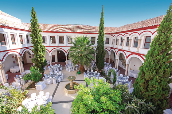 Una noche con desayuno para 2 en Hotel Hospedería San Francisco** en Priego de Córdoba (Córdoba)