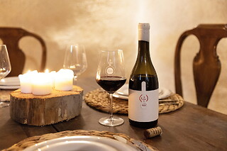 Un menú gastronómico con cata de 5 vinos y picoteo para 2 en Casa Nicola en Toro (Zamora)