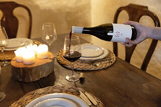 Un menú gastronómico con cata de 5 vinos y picoteo para 2 en Casa Nicola en Toro (Zamora)