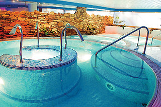 Una noche con experiencia bienestar para 2 en Olympia Hotel Events & Spa**** en Alboraya (Valencia)