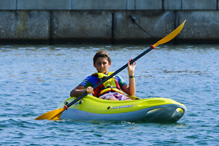 Alquiler de kayak o paddle surf para 4 en Real Club Náutico de Valencia en Valencia