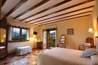 Una noche con experiencia bienestar para 2 en Casa rural El Olmo en El Rasillo de Cameros (La Rioja)